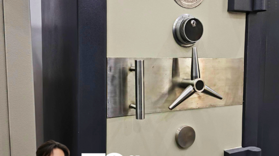 Brankas Solingen Stadt & Dorf Size 2 Rekondisi